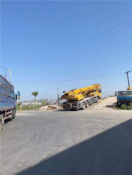 武乡县25吨吊车的租赁价格大概是多少？